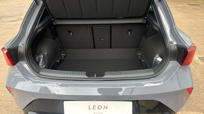 CUPRA Leon 1.5 eTSI 150 V2 5dr DSG [18Inch  alloy] Petrol Hatchback - Image 20